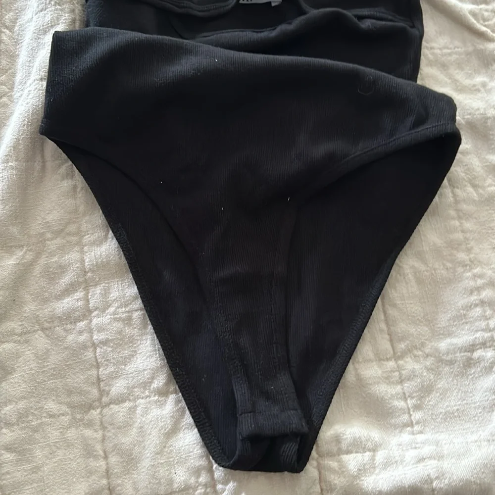 Zara one shoulder bodysuit - Picture 3 of 3